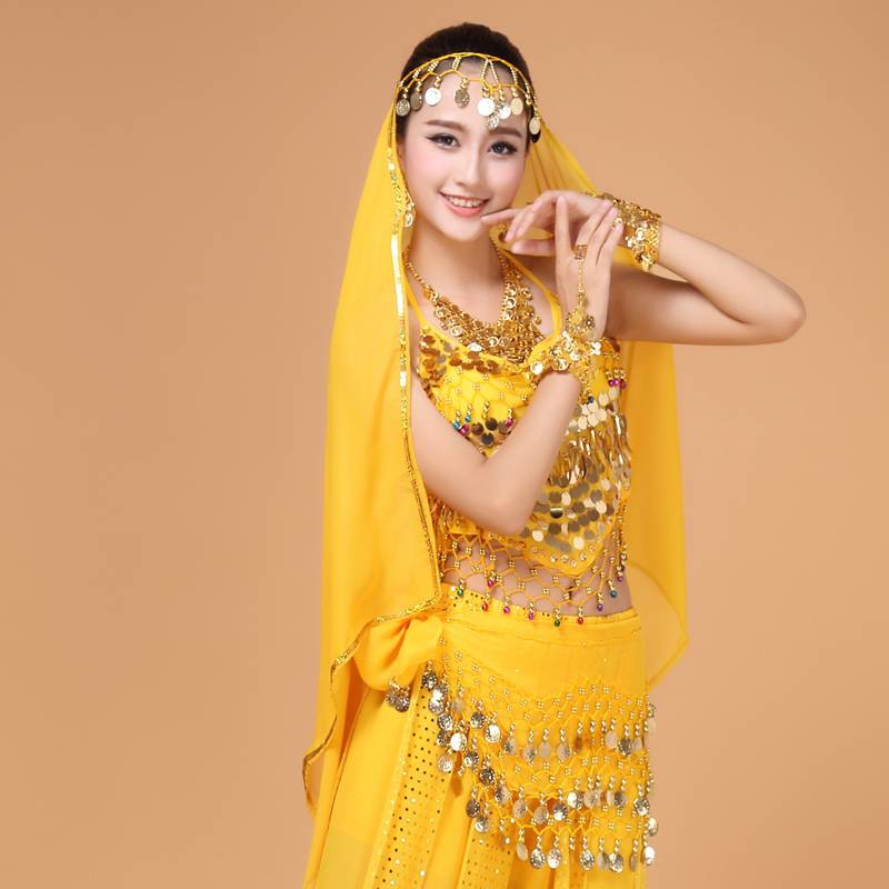 Yellow veil + head covering (with Phnom Penh)